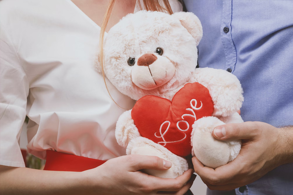 Happy Teddy Day 2023 What Is This Day All About Significance of different colours of teddy